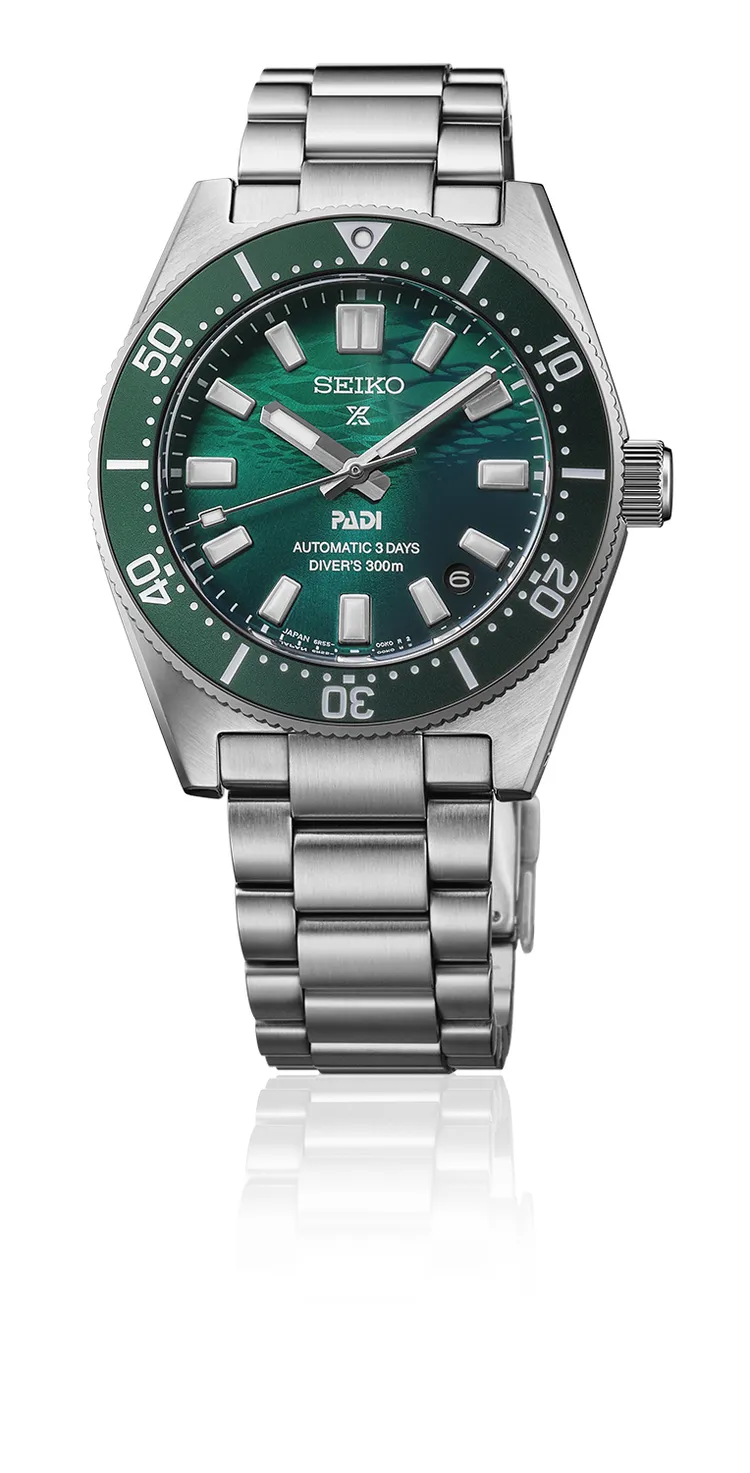 Seiko Prospex「Save the Ocean」X PADI全新聯名錶款SPB501J1，5萬5000元。品牌提供