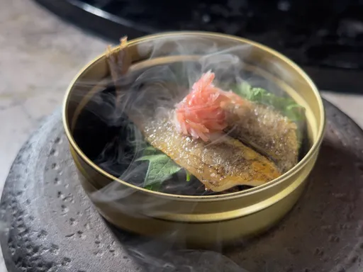 初魚鉄板料亭民生店1880元大啖甲魚鮑魚龍蝦和牛 魚子醬起司蛋糕壓軸