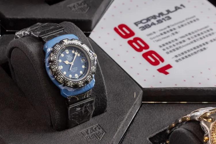 泰格豪雅榮耀回歸F1傳承特展。品牌提供