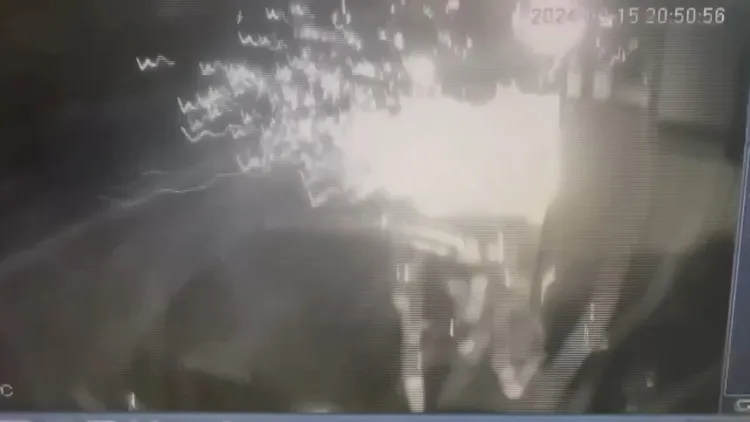 爆炸瞬間。翻攝畫面