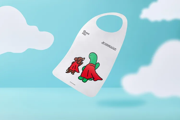 8/1起內用／外帶「辛奇超人鍋」即免費贈「JOGUMAN陪你吃鍋圍兜兜」，數量有限，送完為止。王品集團提供
