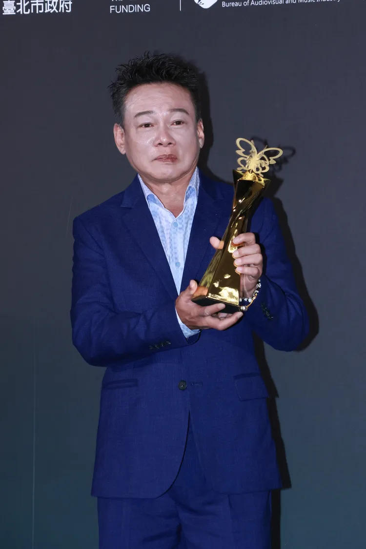 李康生眼眶泛淚。彭欣偉攝影