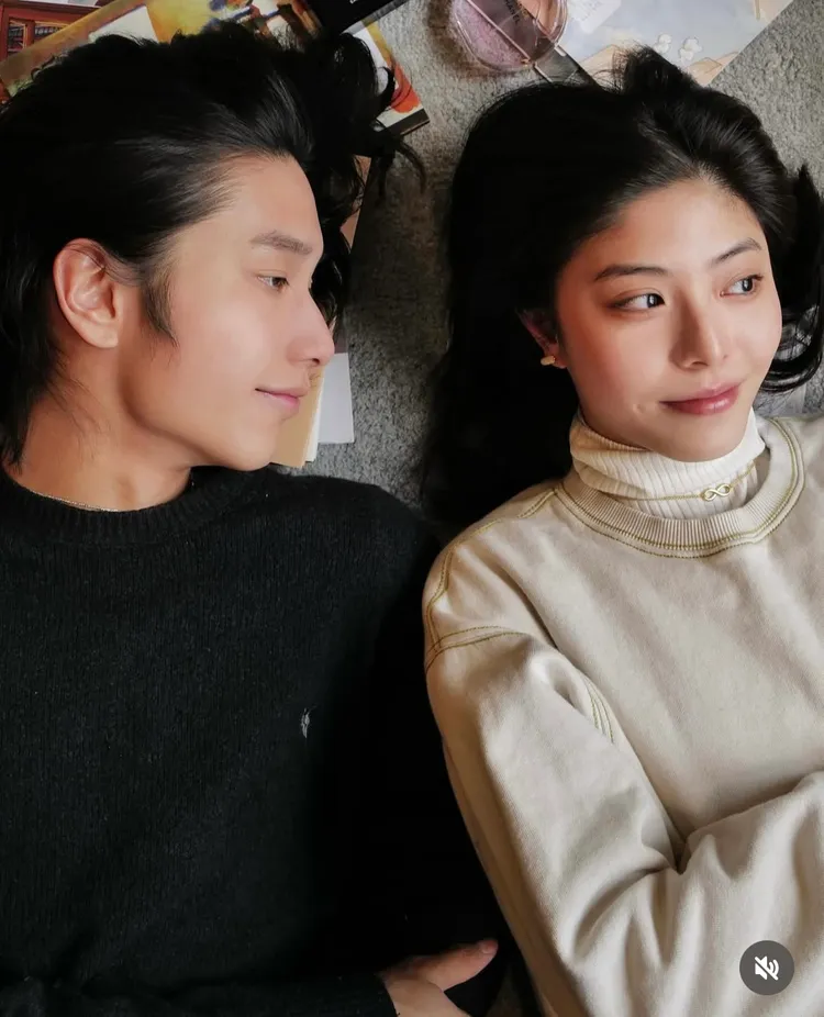 男方Ian（左）與若盈過去是著名的網紅情侶。翻攝IG