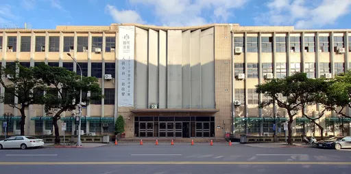 退警「萧湘公子」遭控袭胸女警!这原因获判无罪