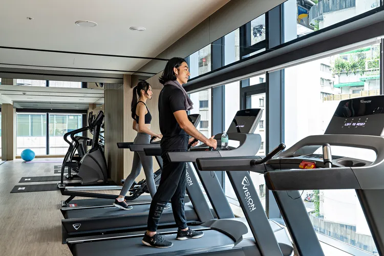 瀚寓酒店提供24小時健身房，全景視野，分設肌力、有氧與伸展區，為旅程注入活力。瀚寓酒店提供