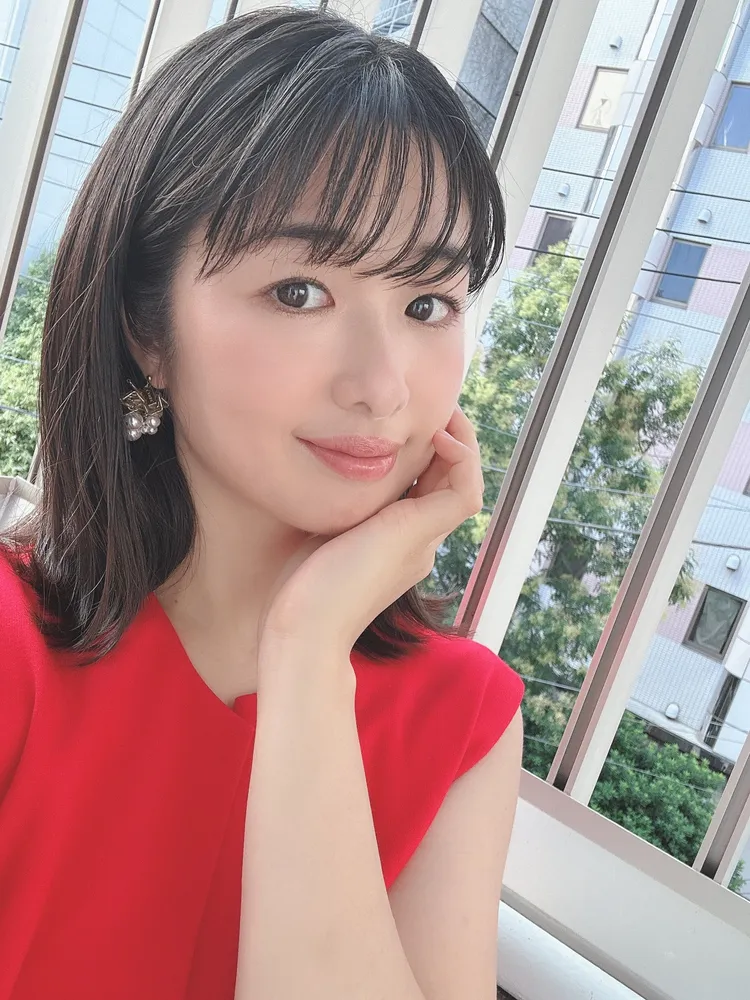 川上奈奈實從AV界引退後結婚生子，並繼續從事演員工作。翻攝川上奈奈實X