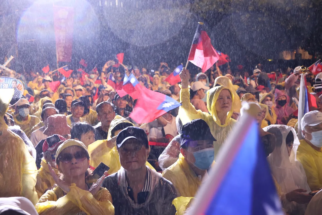 国民党25日晚间在凯道举办「不同意罢免」选前之夜。庄宗达摄