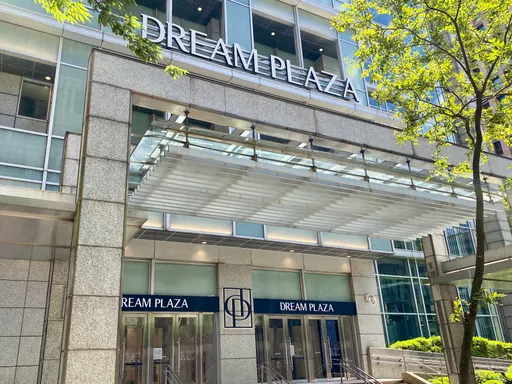 北市信义区第15家百货!DREAM PLAZA今开逛 董座曝「不会有这么昂贵的星巴克」