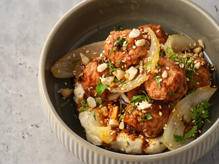 川味口水雞肉丸口味獨到。業者提供