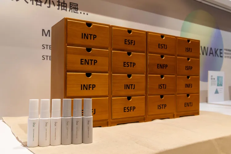 ISA快閃店中的氣味漫步所。品牌提供