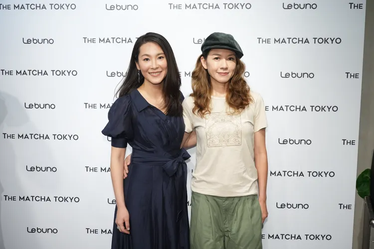 小潔（左）和饅頭都表示，「七朵花」至今私下都有互動、聯絡。彭欣偉攝