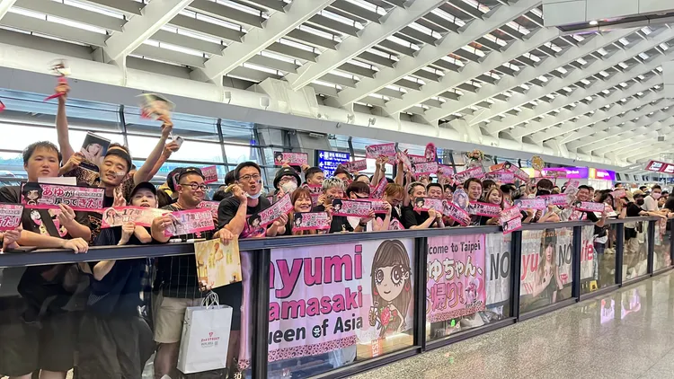 濱崎步睽違10年來台，吸引超過300名粉絲接機。莊宗達攝