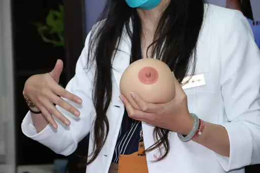 48歲女乳癌切除後痛不停 台北慈濟醫院「神經阻斷術」助她重拾生活
