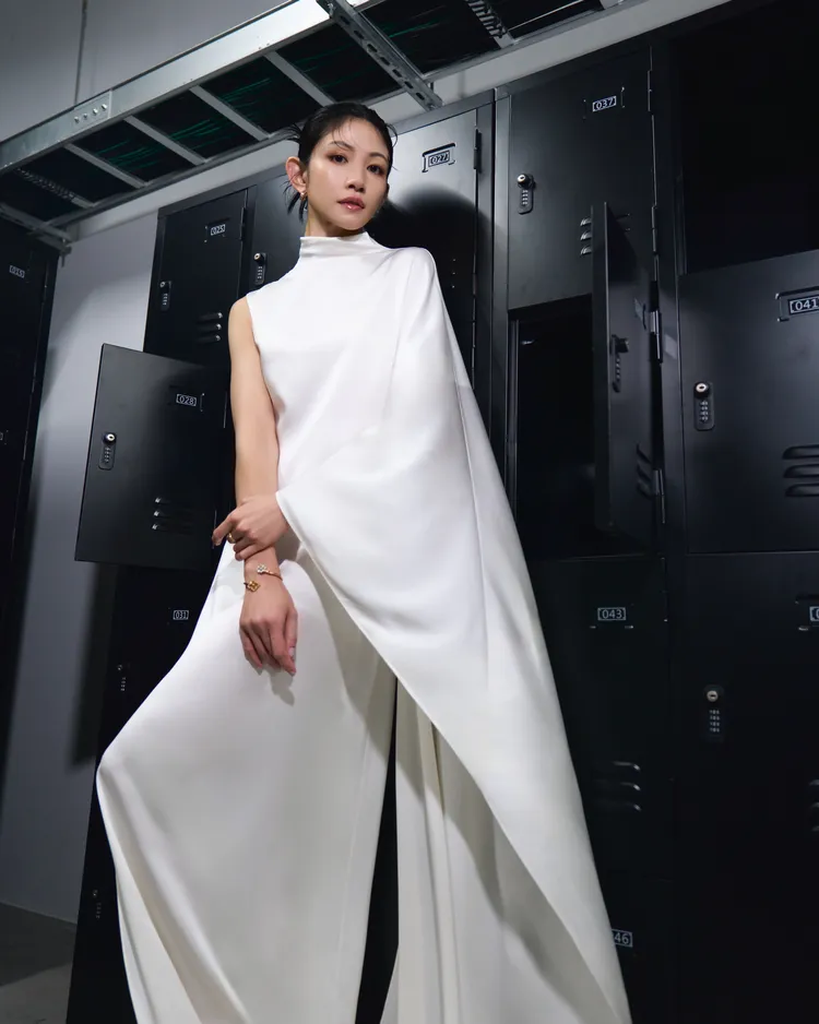 李千娜出席台北戲劇獎頒獎典禮，也選擇BUCCELLATI珠寶。品牌提供