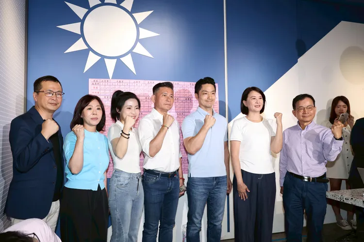 北市5蓝委全过关！她不同意罢免票破10万　「这人」票数差距最小