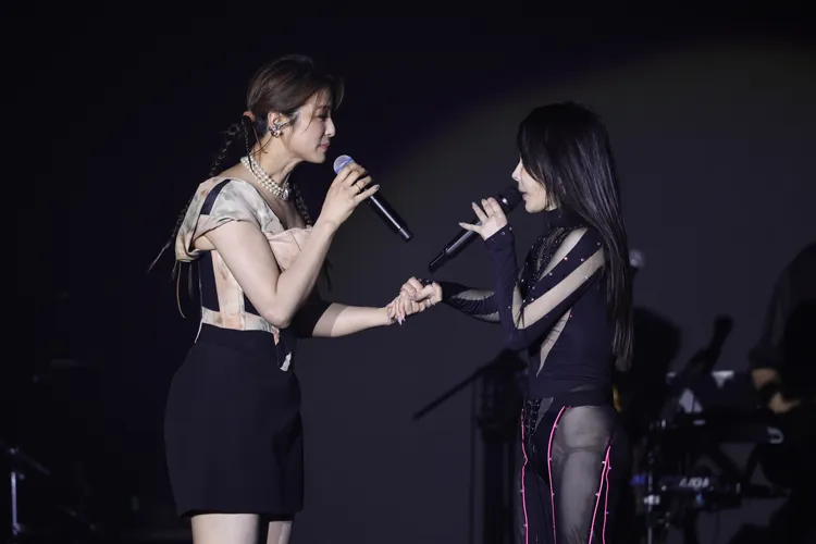 温嵐隆重邀請大咖戲劇女神賴雅妍同台合唱。彭欣偉攝