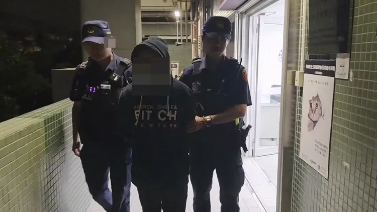 在豐原火車站砍傷前女友及其母親的黃男。民眾提供