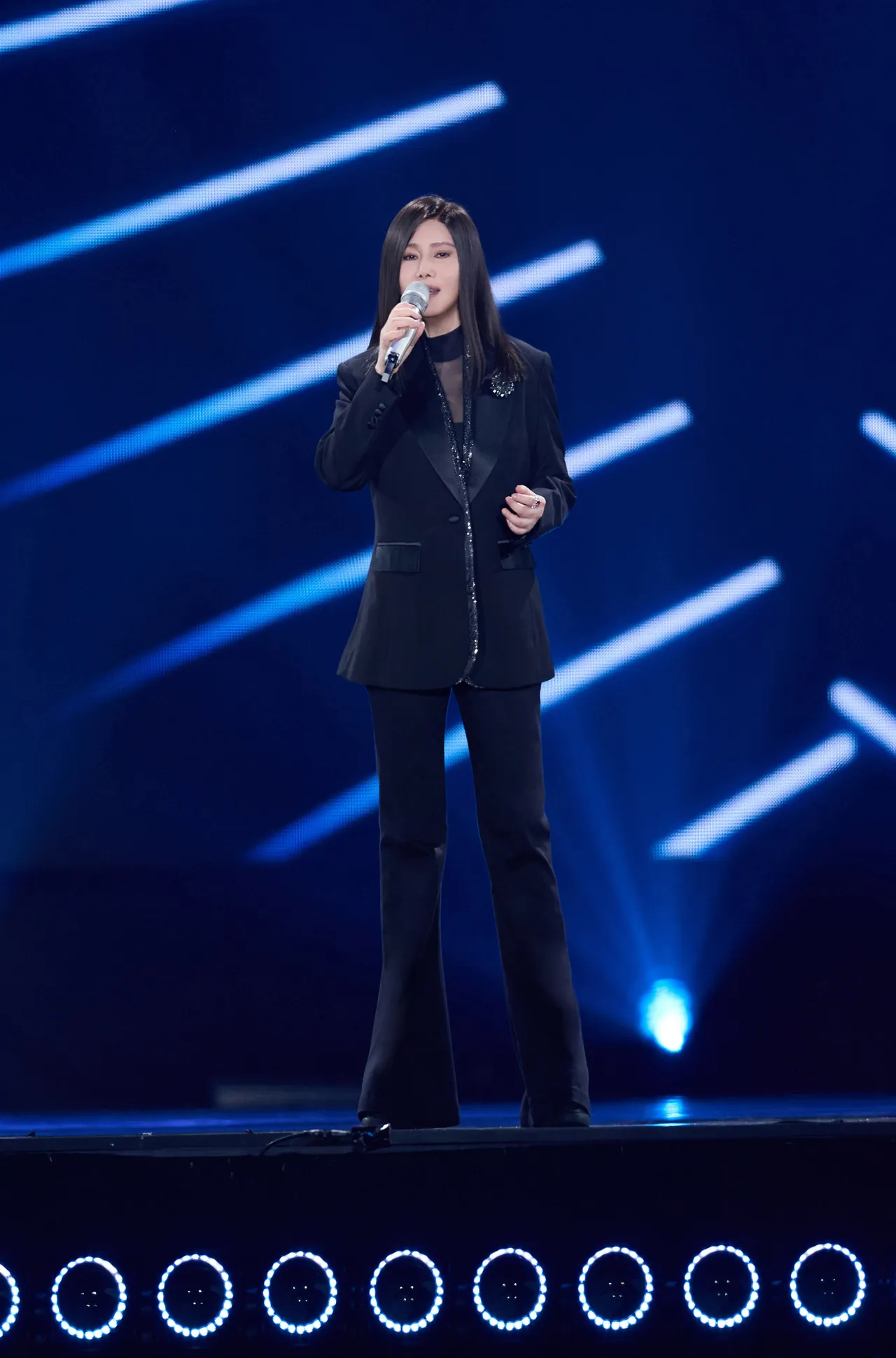 江蕙《无•有》演唱会高雄场缔造超越完美的口碑。宽宏艺术提供