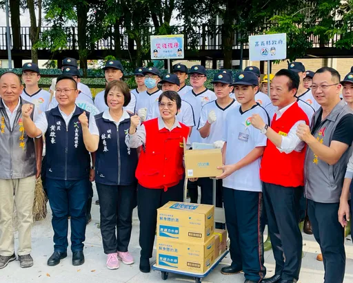 台风受灾慰助金最高10万 刘世芳:专案报政院通过