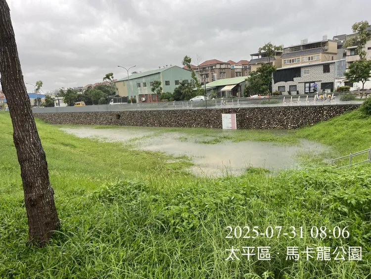 市府說，馬卡龍公園防災滯洪設計有發揮功能。市府提供