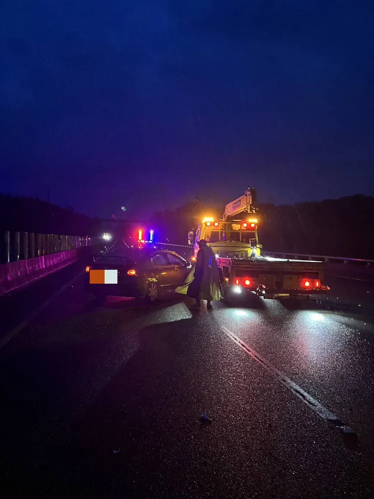 駕駛自撞重傷不治。翻攝畫面