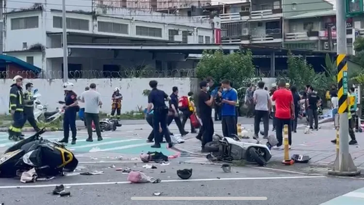 三峽車禍事故現場。翻攝畫面