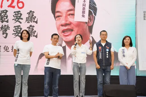蓝委喊「726放柯文哲出来投票」:跟小草站一起我骄傲