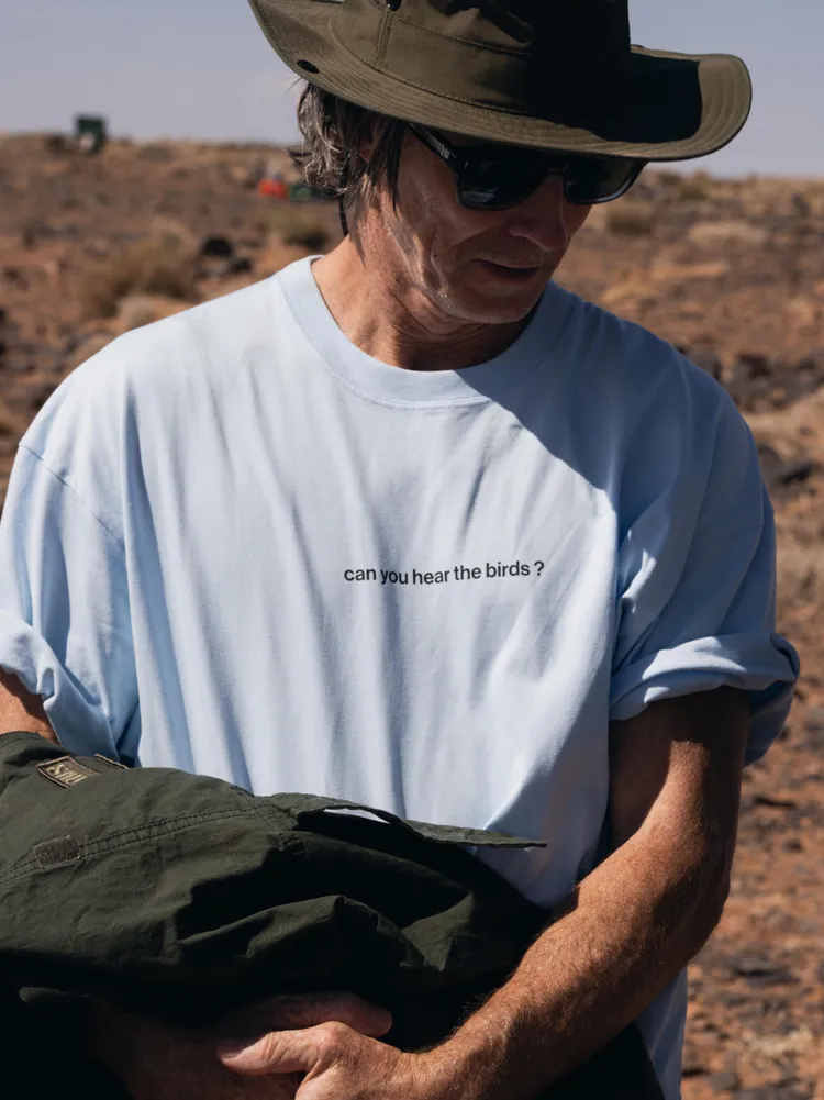 系列首度出現了冰藍色等吸睛色調。品牌提供