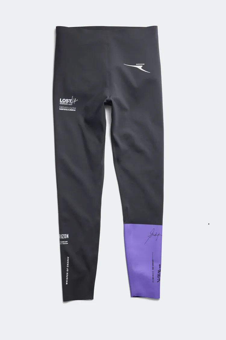 Canada Goose Apex緊身壓縮褲，1萬200元。品牌提供