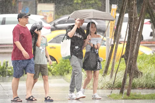 薇帕颱風海警解除了!但西部降雨將增加 4縣市慎防大雷雨