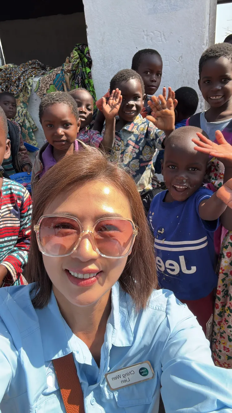 連靜雯飛越半個地球，親赴非洲參與蜜兒餐計畫 。楠軒工作室提供