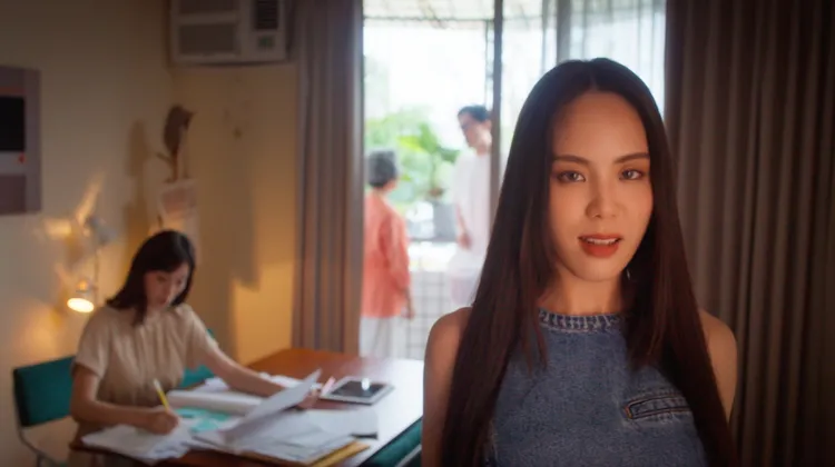 aDAN唱出現代人在家庭聚會裡被「關心」得滿頭問號的靈魂疲憊。aDAN薛詒丹提供