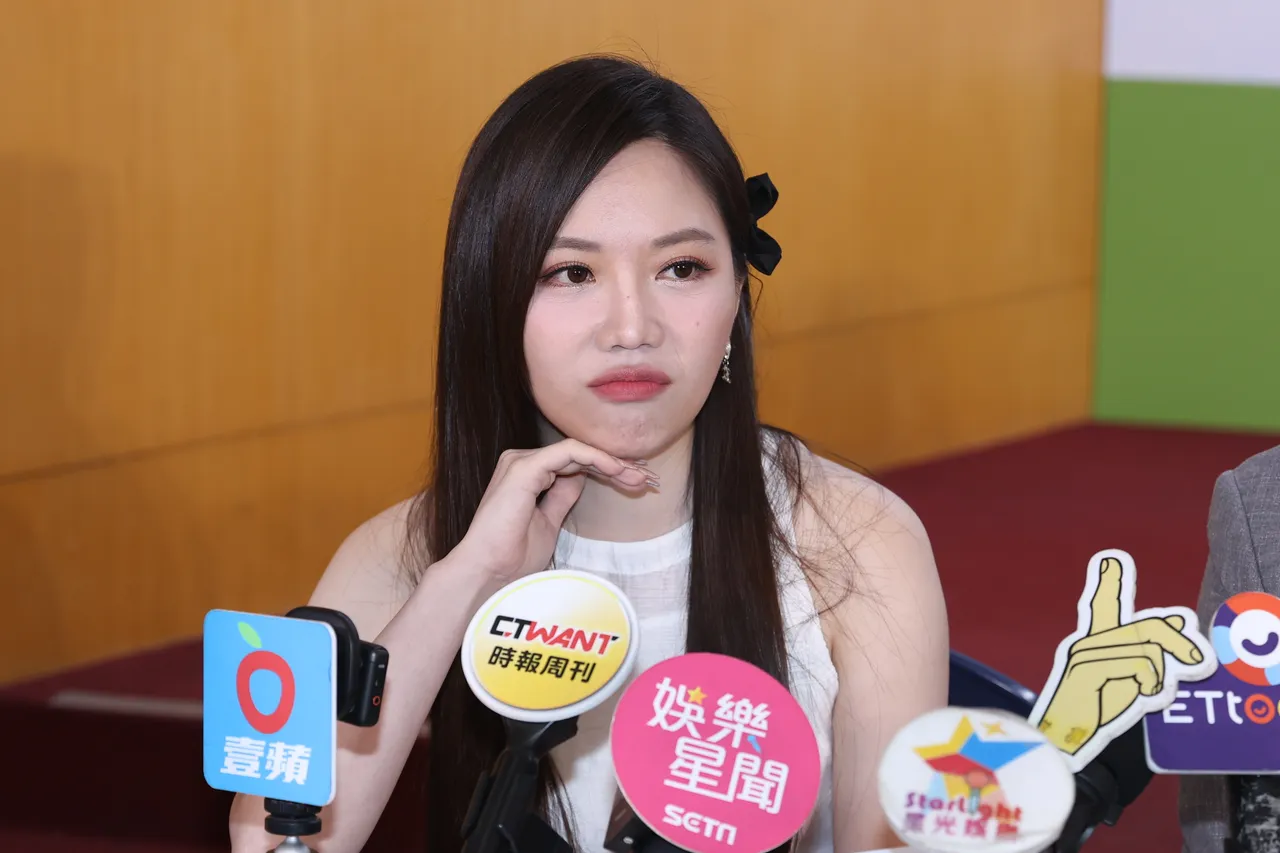 蔡尚桦对婚姻没有太心动。彭欣伟