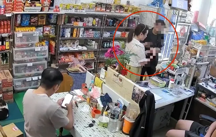 張男(紅圈黑衣者)三番兩次持刀上印尼商店稱要「找女朋友」，林姓闆娘安撫後依舊來騷擾。投訴人提供