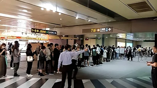北捷文湖线异常!列车发出告警讯息 月台人潮大爆炸