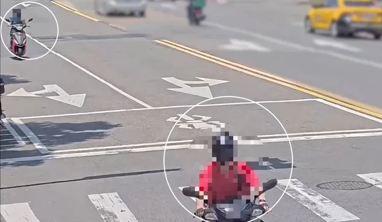 這對男女前後騎乘機車離去。警方提供