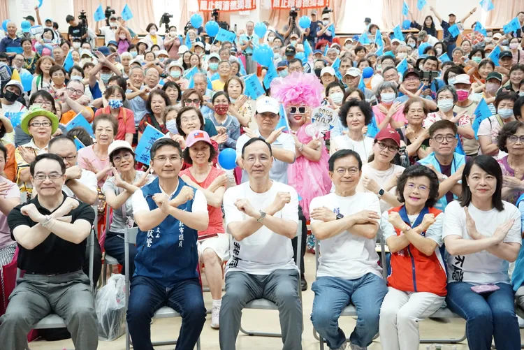 國民黨立委賴士葆舉辦文山區政策說明會。邱筠媜攝