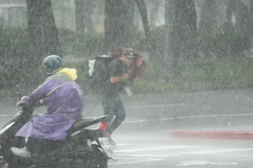 中南部豪雨炸一週!氣象署啟動劇烈豪雨作業 今雨「下不停」