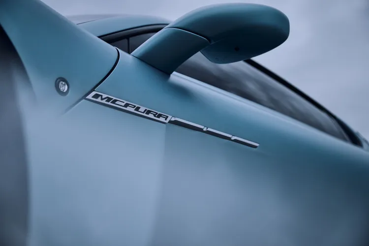  MCPURA搭載的3.0升雙渦輪V6引擎可在7,500rpm輸出630匹馬力，並在3,000rpm釋放高達720Nm峰值扭力，實現每公升210匹馬力的卓越輸出密度。原廠照片