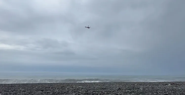 相關單位派出直升機搜尋葉男，但截至目前為止仍未有所發現。翻攝照片