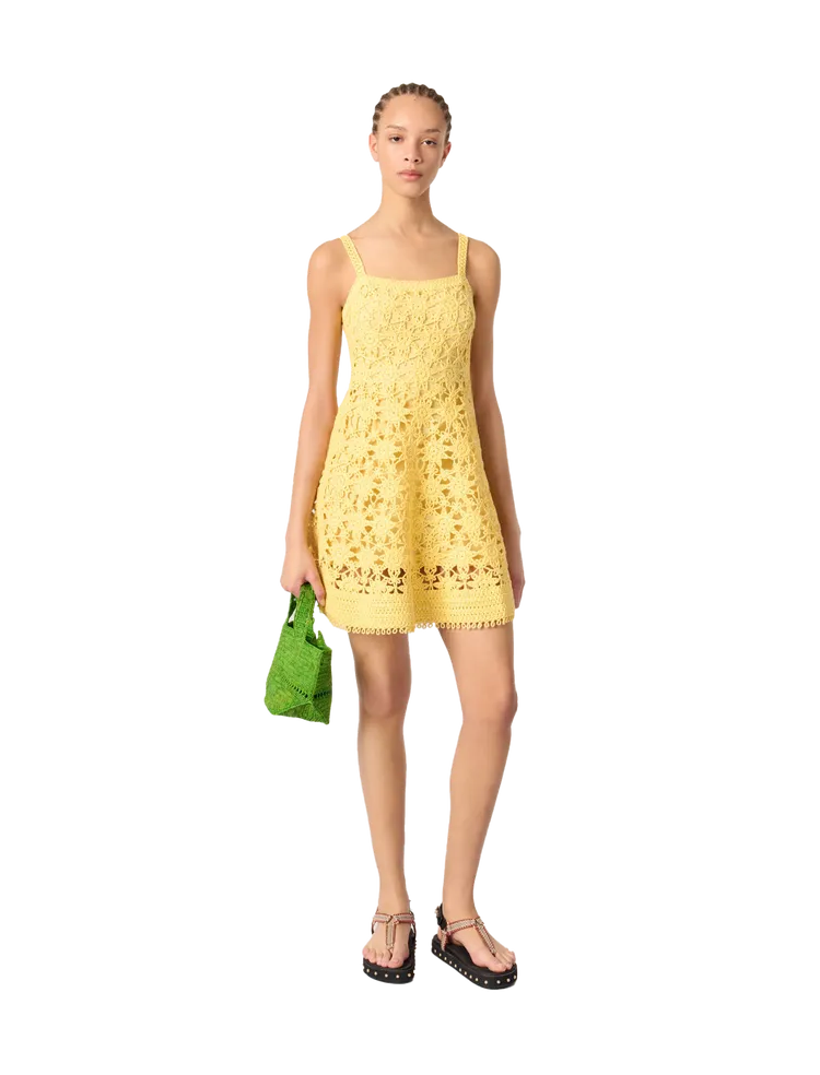 微風信義-Maje 鏤空花卉鉤編洋裝 推薦價1萬4690元。業者提供