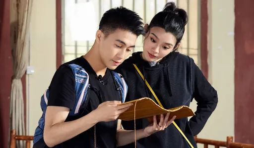赌王之子何猷君疯传私生子、泡双胞胎姊妹花、爱上亲妹妹 站上火线一次说清楚