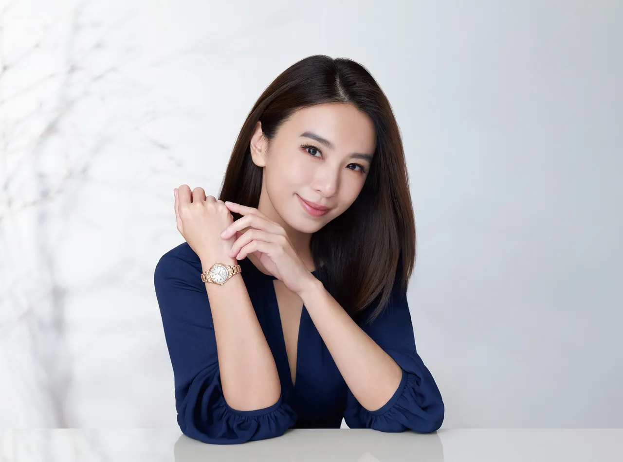 田馥甄配戴CITIZEN台湾限定光动能全球电波时计表款。品牌提供
