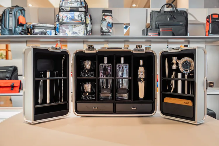 19 Degree Aluminum Premium Bar Set鋁合金高端調酒組首度登台。品牌提供