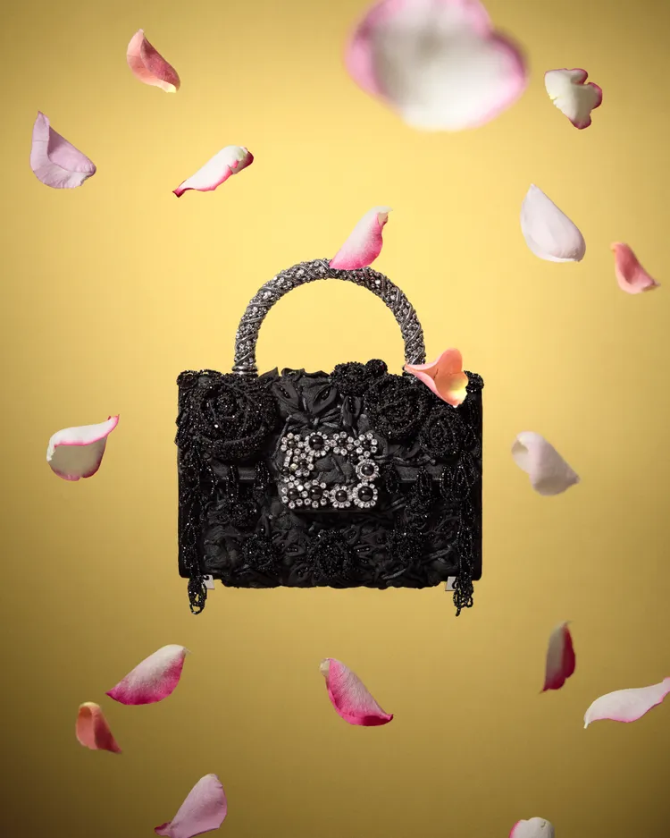 Roger Vivier高訂系列。品牌提供