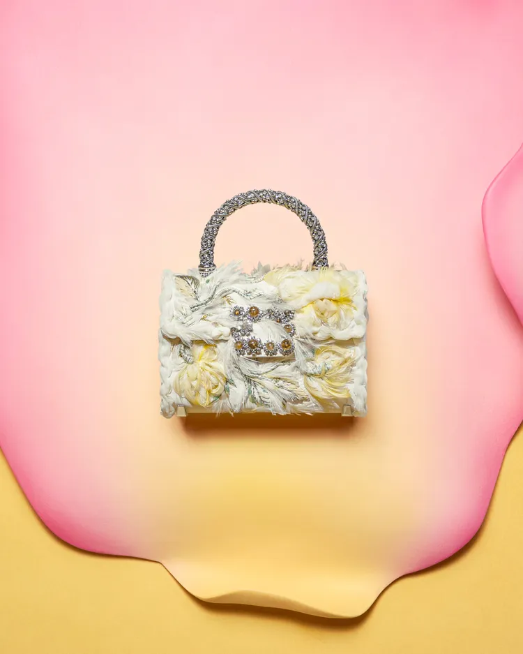 Roger Vivier高訂系列。品牌提供