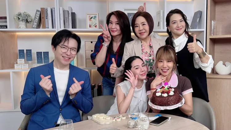 于美人（後排中）笑說自己是「斜槓長輩」。美人加油讚提供