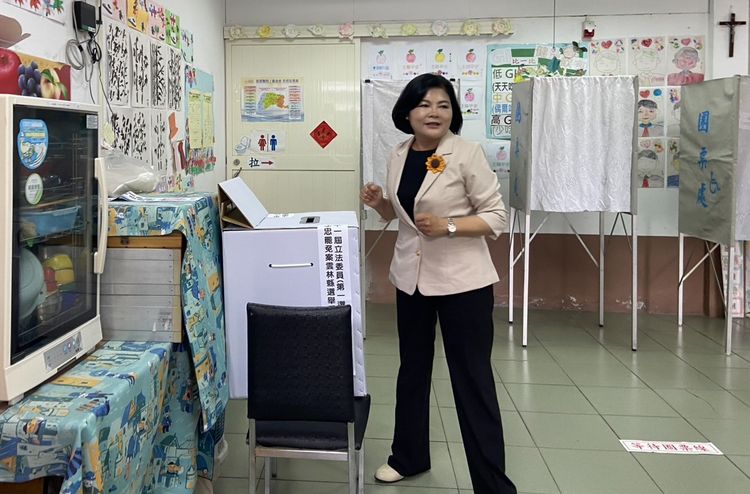 不只趙少康　張麗善也違規！投票期間「發文宣傳拉票」