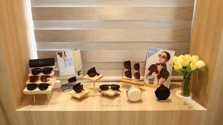 雨傘王2025夏日護眼墨鏡。業者提供