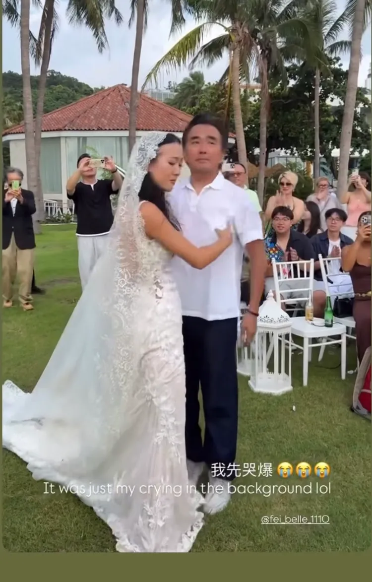 蔡岳勳（右）面露不捨、蔡牧霏也瞬間鼻酸。翻攝自蔡牧霏IG